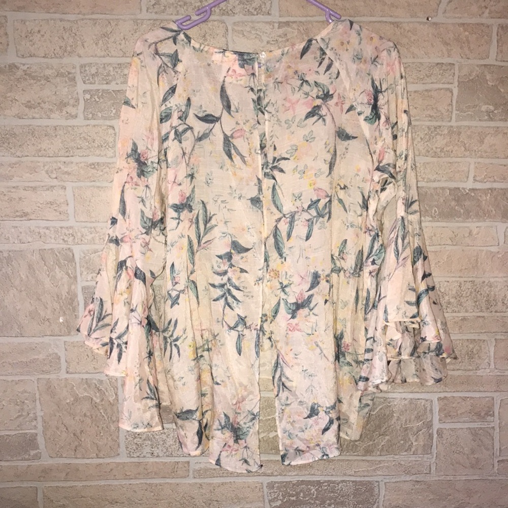 ✅Lauren Conrad Blouse - Picture 6 of 8